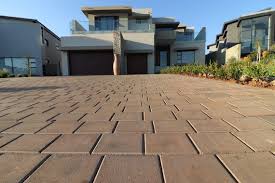 Best Driveway Pressure Washing  in Emah, OK